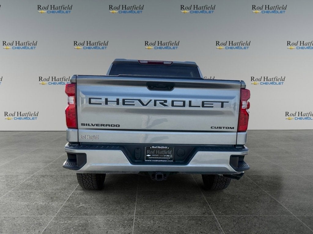 2025 Chevrolet Silverado 1500 Custom