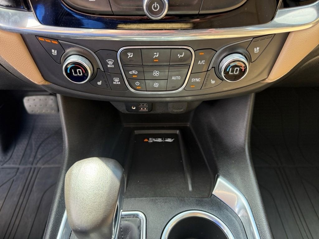 2022 Chevrolet Traverse Premier