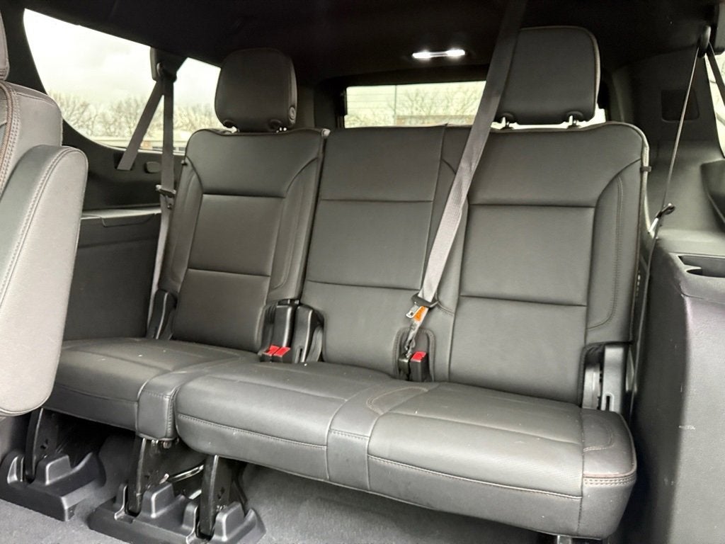 2022 Chevrolet Suburban High Country