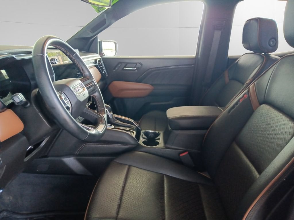 2023 GMC Canyon AT4