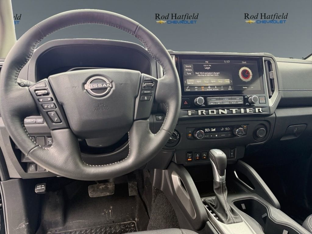 2025 Nissan Frontier SV