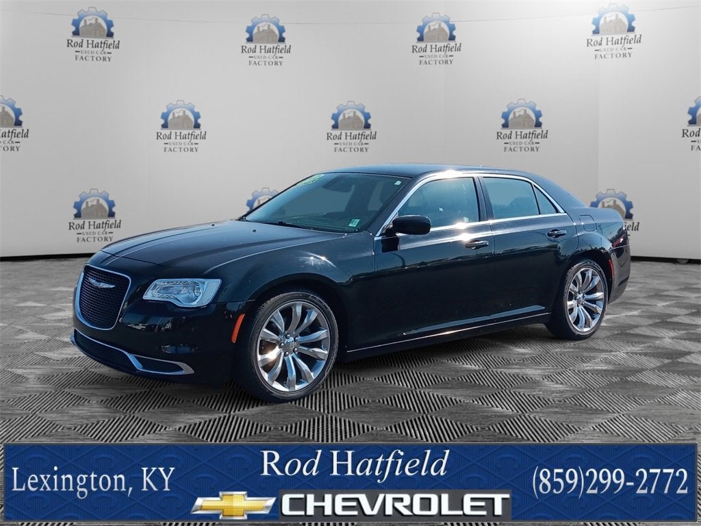 2017 Chrysler 300 Limited