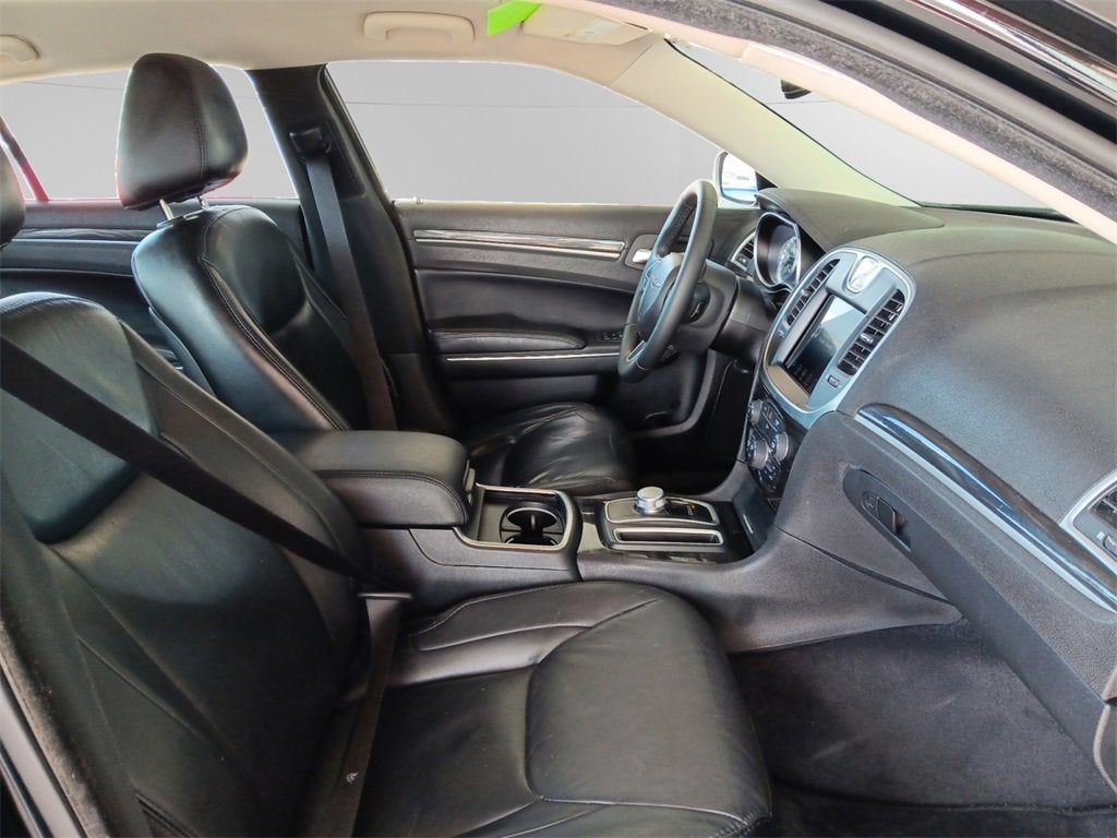 2017 Chrysler 300 Limited