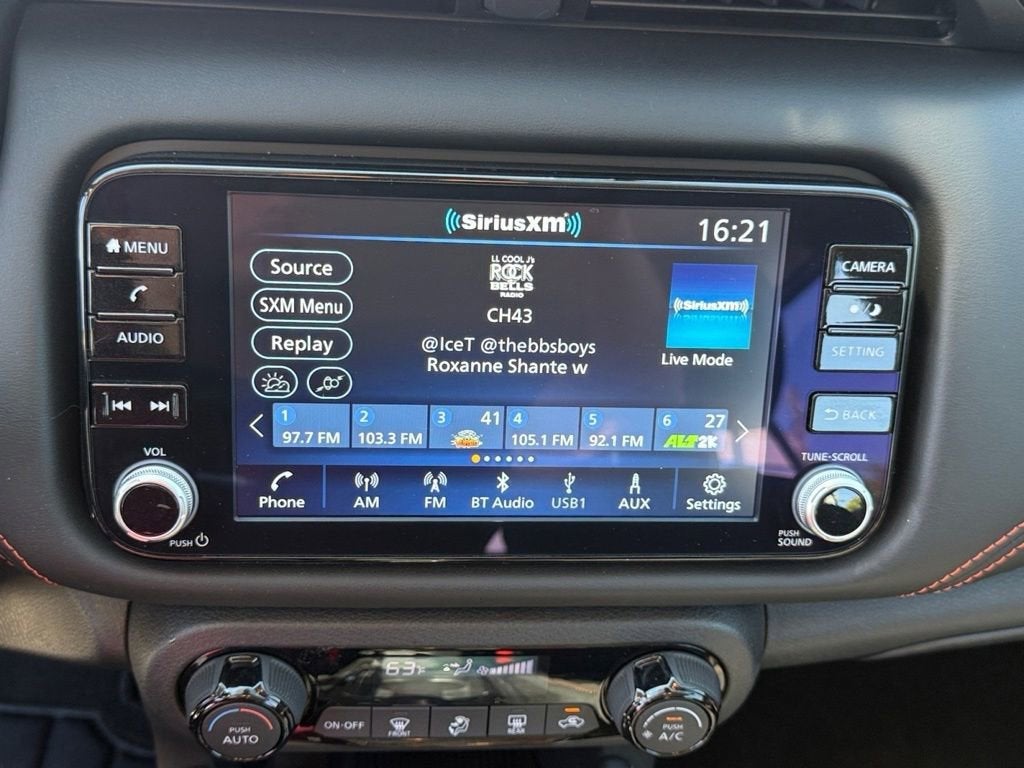 2024 Nissan Kicks SR