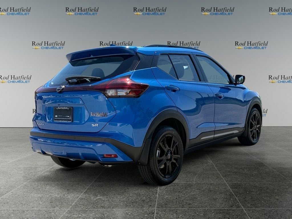 2024 Nissan Kicks SR
