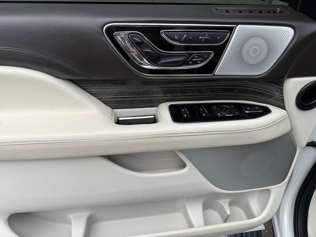 2020 Lincoln Navigator Black Label
