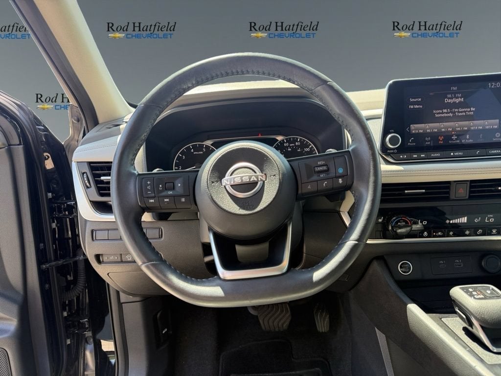 2023 Nissan Rogue SV FWD