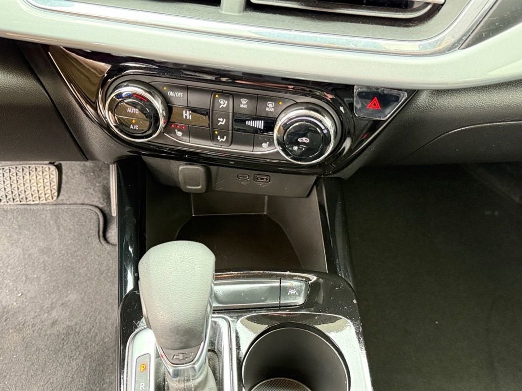 2024 Chevrolet Trax LT