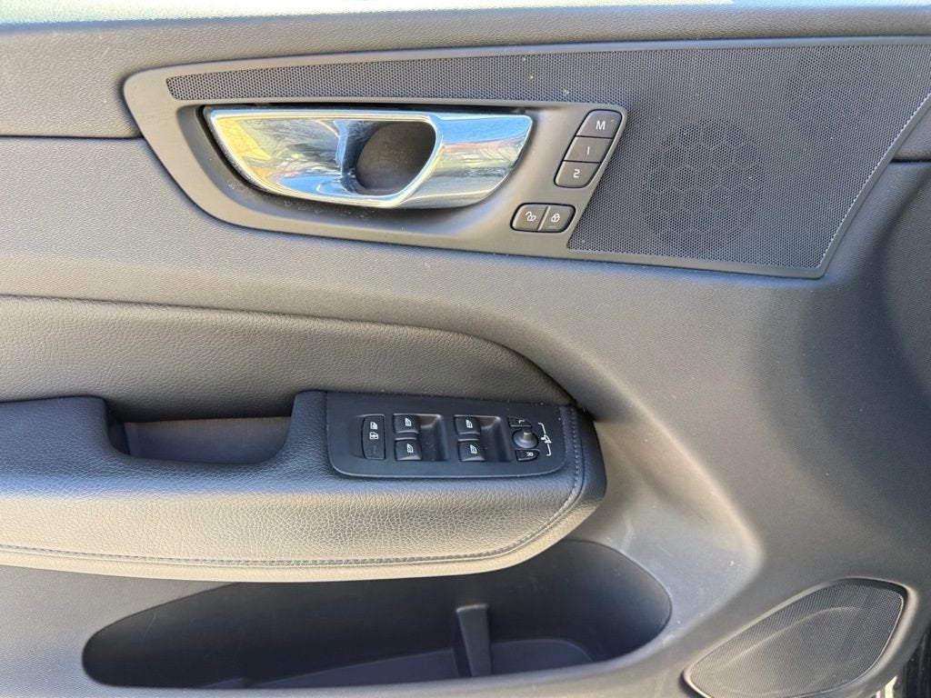 2019 Volvo XC60 Momentum