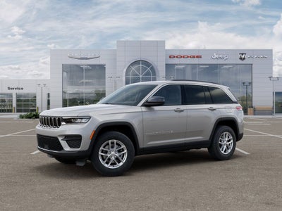 2026 Jeep Grand Cherokee GRAND CHEROKEE LAREDO X 4X4