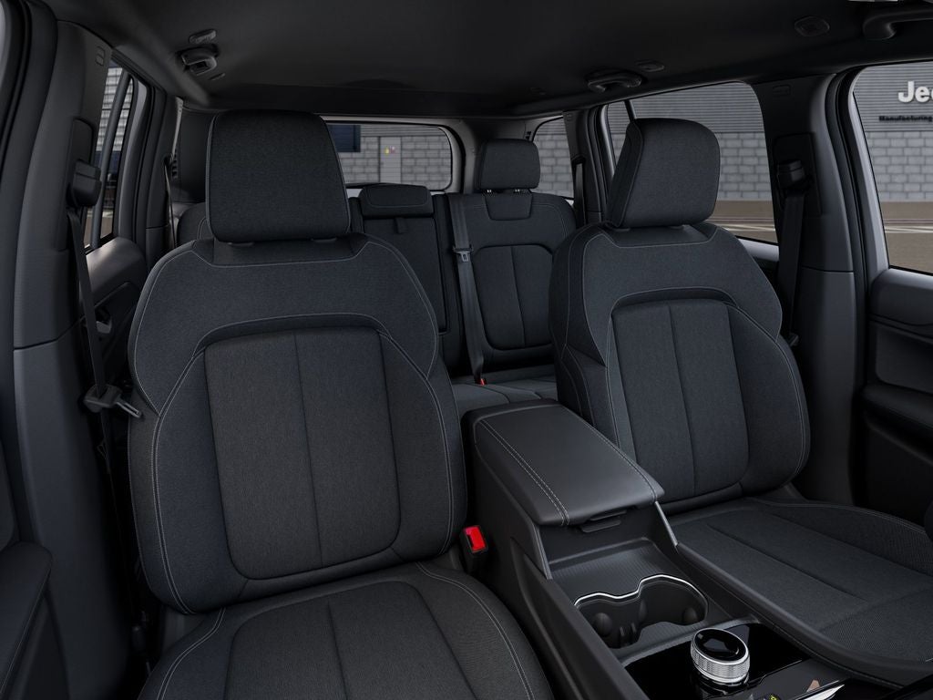 2026 Jeep Grand Cherokee GRAND CHEROKEE LAREDO 4X4