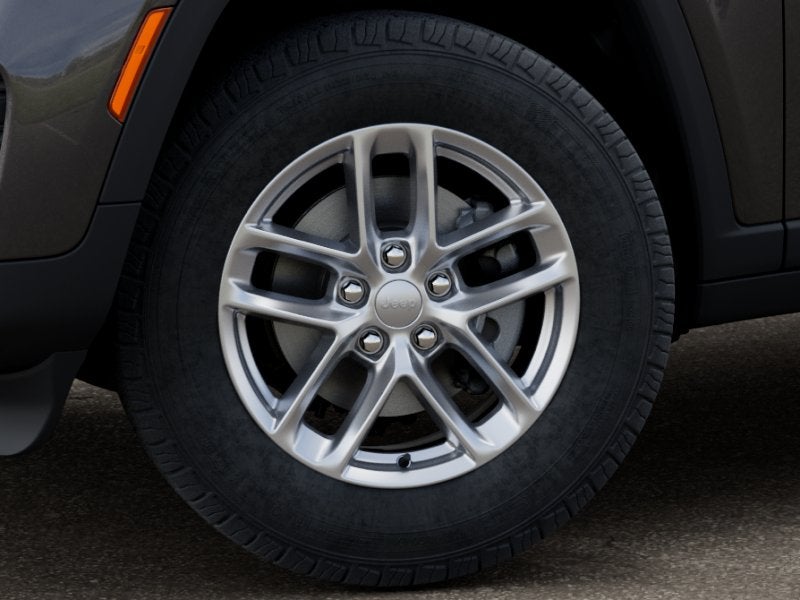 2026 Jeep Grand Cherokee GRAND CHEROKEE LAREDO X 4X4