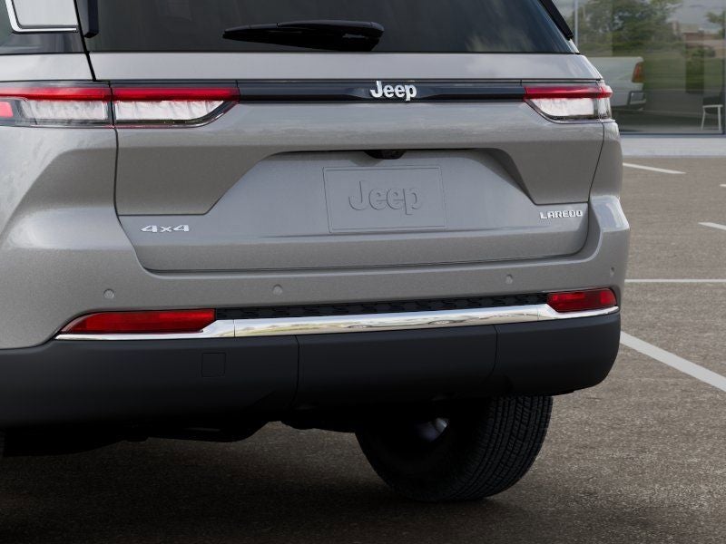 2026 Jeep Grand Cherokee GRAND CHEROKEE LAREDO 4X4
