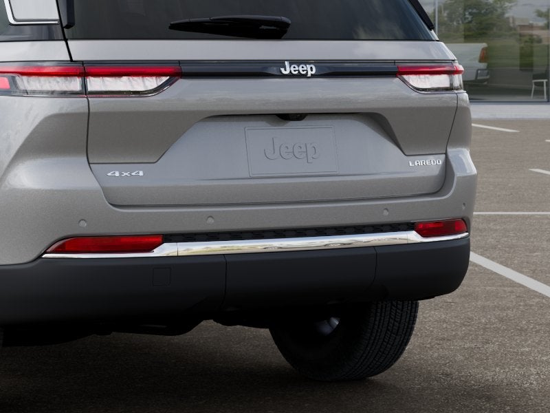 2026 Jeep Grand Cherokee GRAND CHEROKEE LAREDO 4X4