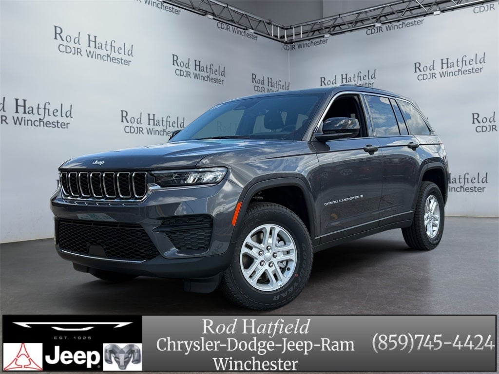 2025 Jeep Grand Cherokee GRAND CHEROKEE LAREDO 4X4