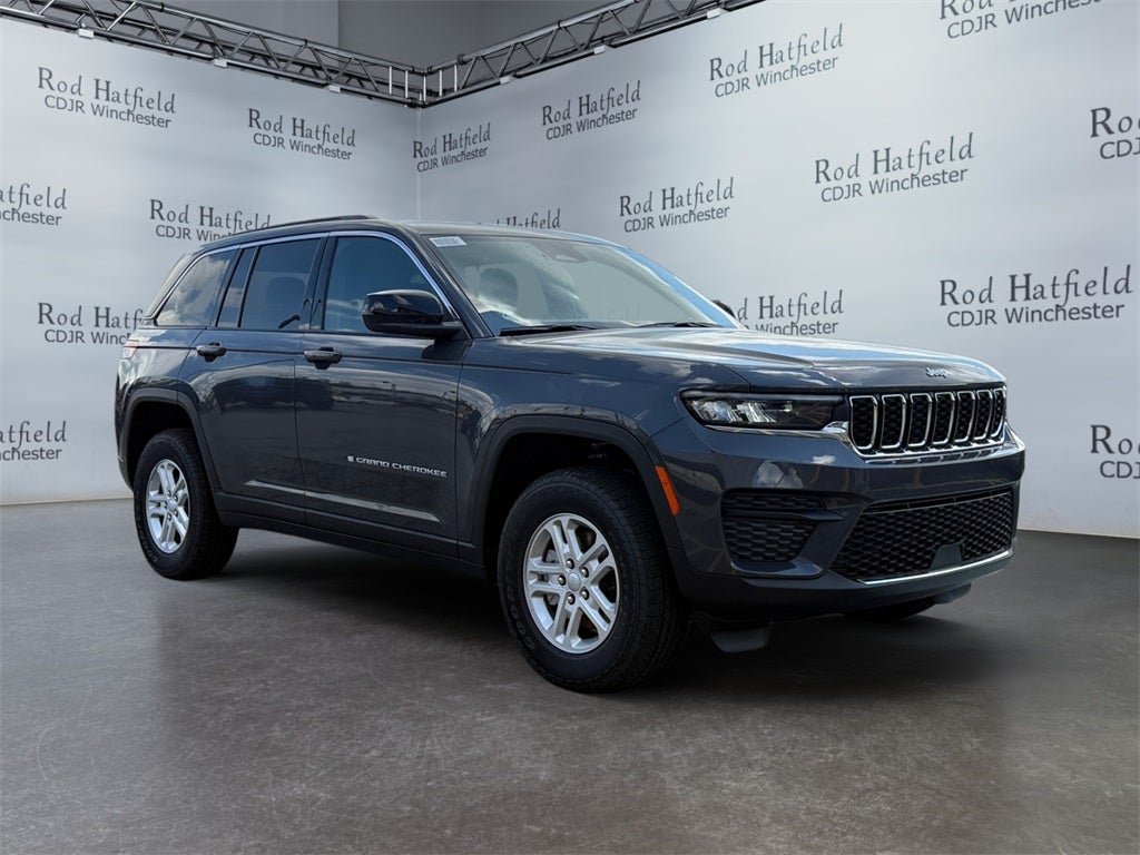 2025 Jeep Grand Cherokee GRAND CHEROKEE LAREDO 4X4