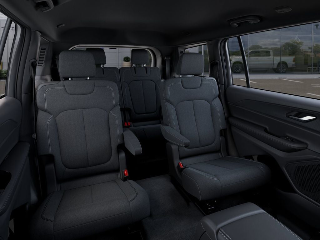 2026 Jeep Grand Cherokee GRAND CHEROKEE L LAREDO X 4X4