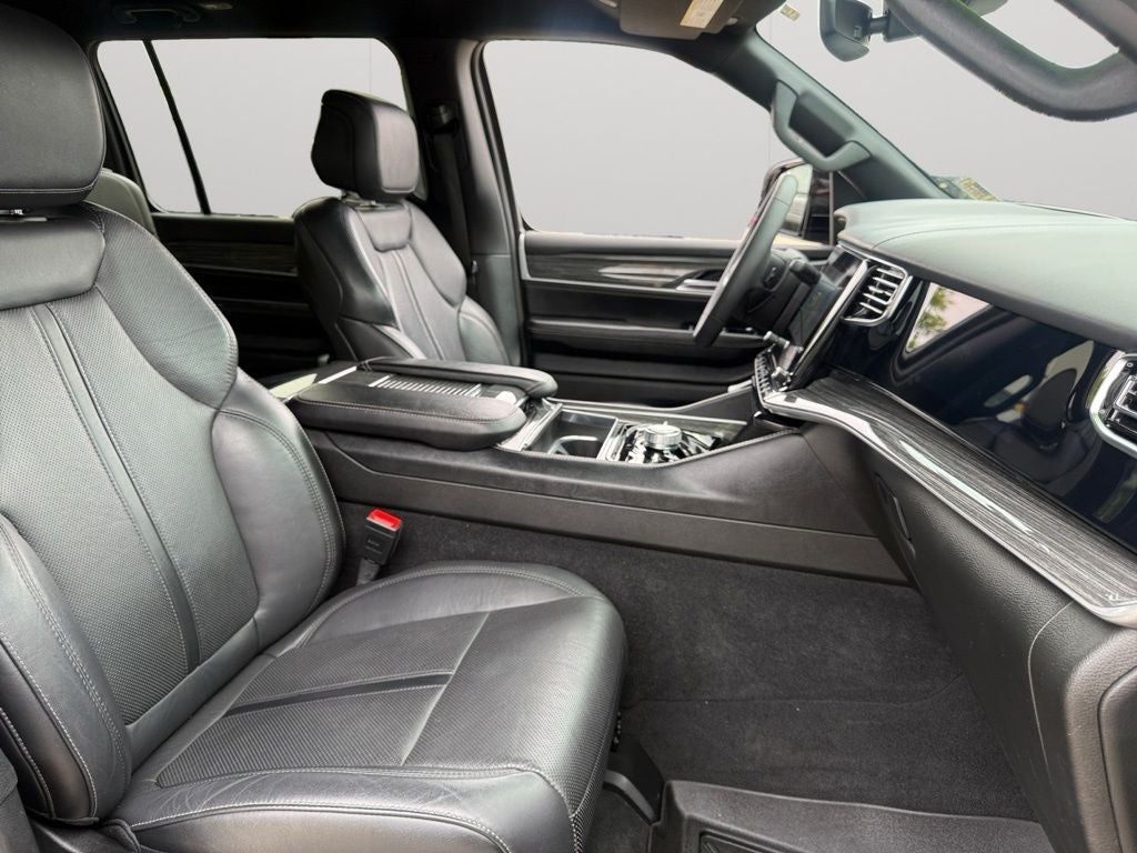 2022 Jeep Wagoneer Series III 4x4