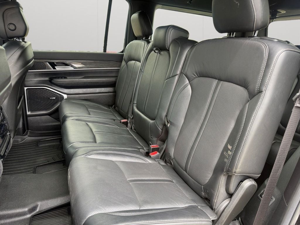 2022 Jeep Wagoneer Series III 4x4