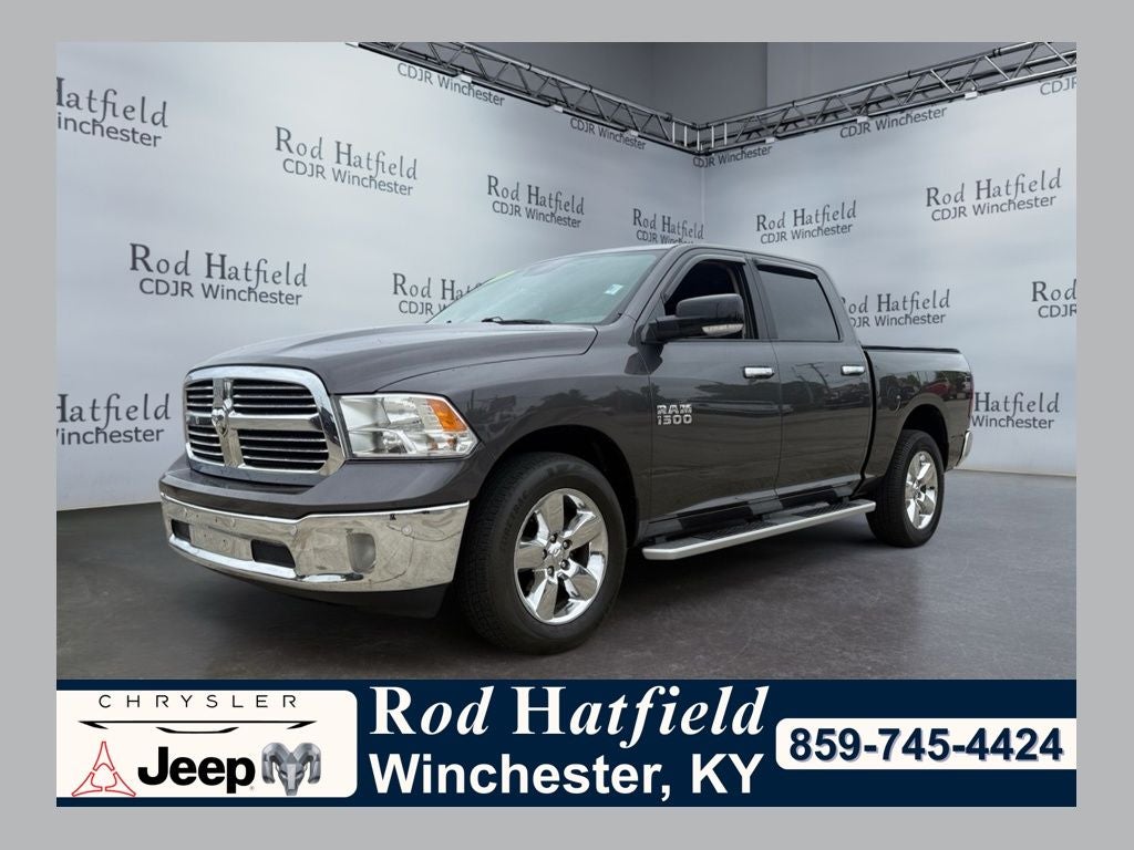 2017 RAM 1500 Big Horn Crew Cab 4x4 5'7' Box