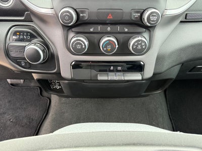 2023 RAM 1500 Big Horn Crew Cab 4x2 5'7' Box