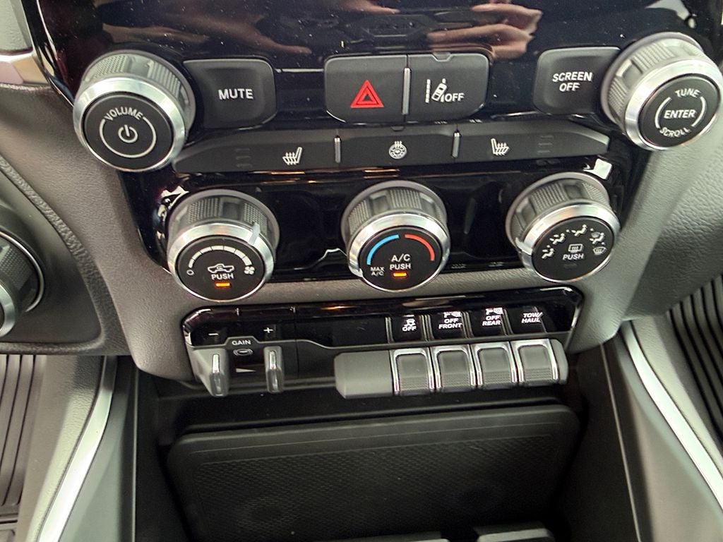 2025 RAM Ram 1500 RAM 1500 BIG HORN CREW CAB 4X4 5'7' BOX