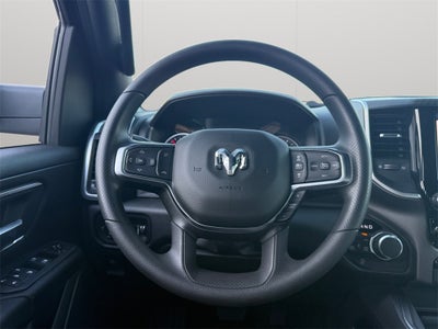 2025 RAM Ram 1500 RAM 1500 LONE STAR CREW CAB 4X4 5'7' BOX