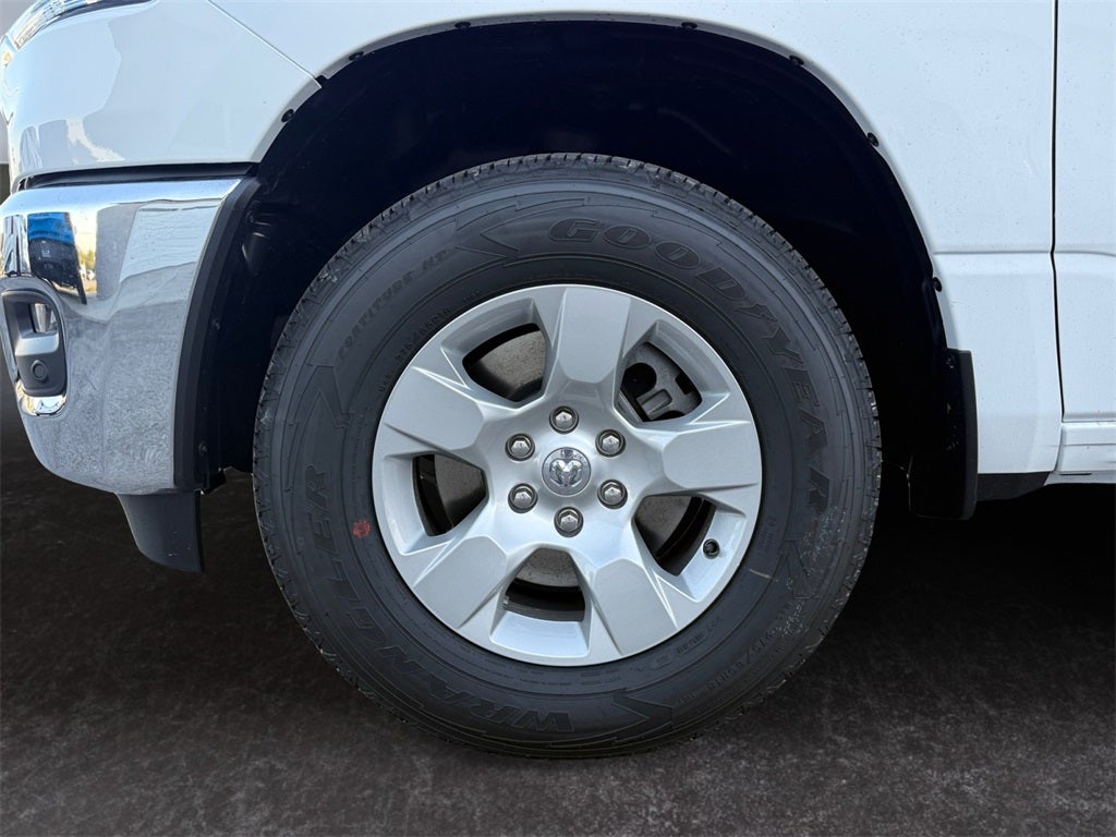 2025 RAM Ram 1500 RAM 1500 LONE STAR CREW CAB 4X4 5'7' BOX