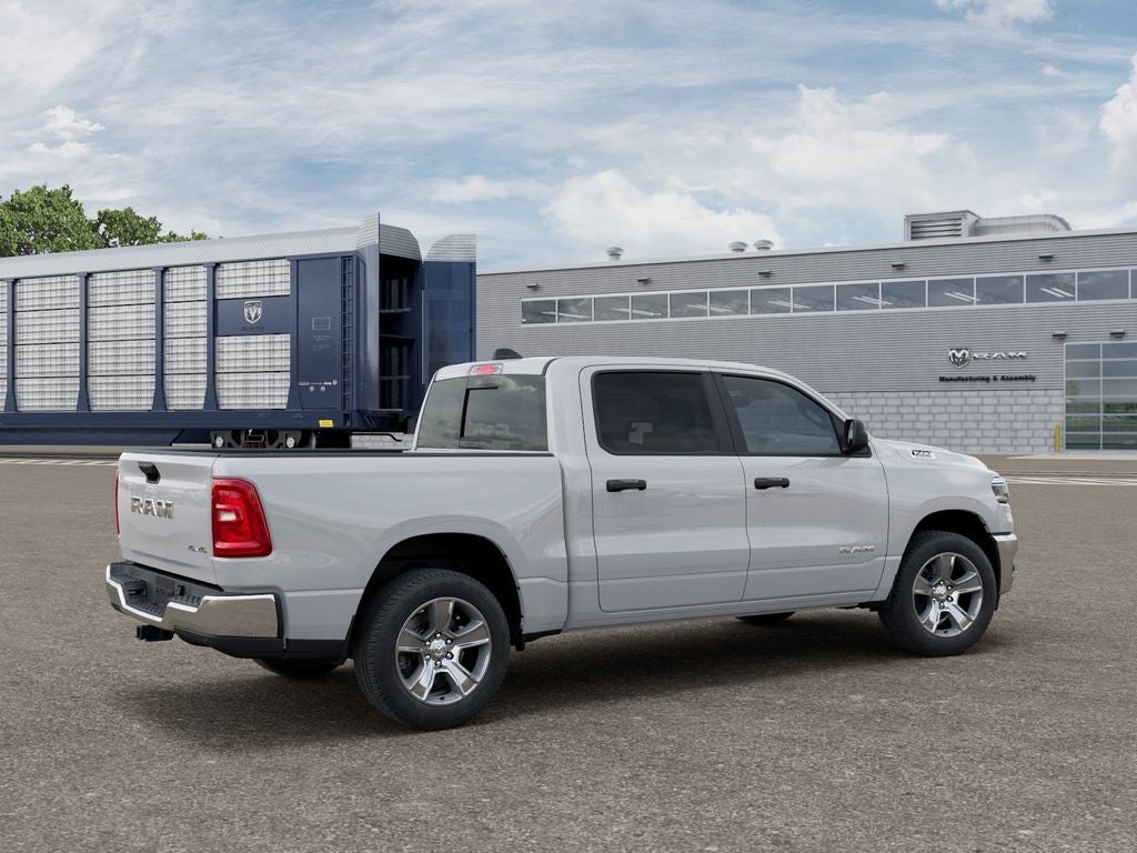 2026 RAM Ram 1500 RAM 1500 TRADESMAN CREW CAB 4X4 5'7' BOX