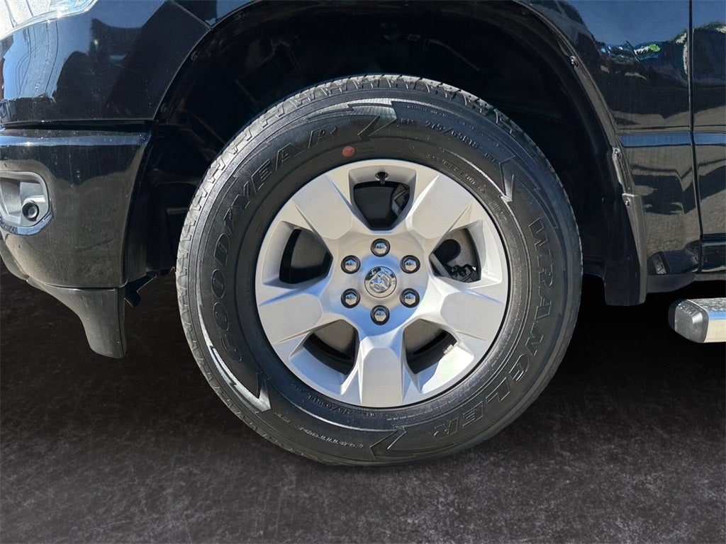 2021 RAM 1500 Big Horn Quad Cab 4x4 6'4' Box