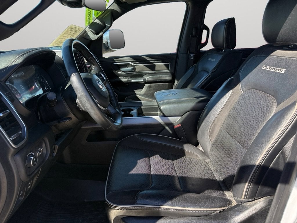 2023 RAM 1500 Laramie Crew Cab 4x4 5'7' Box