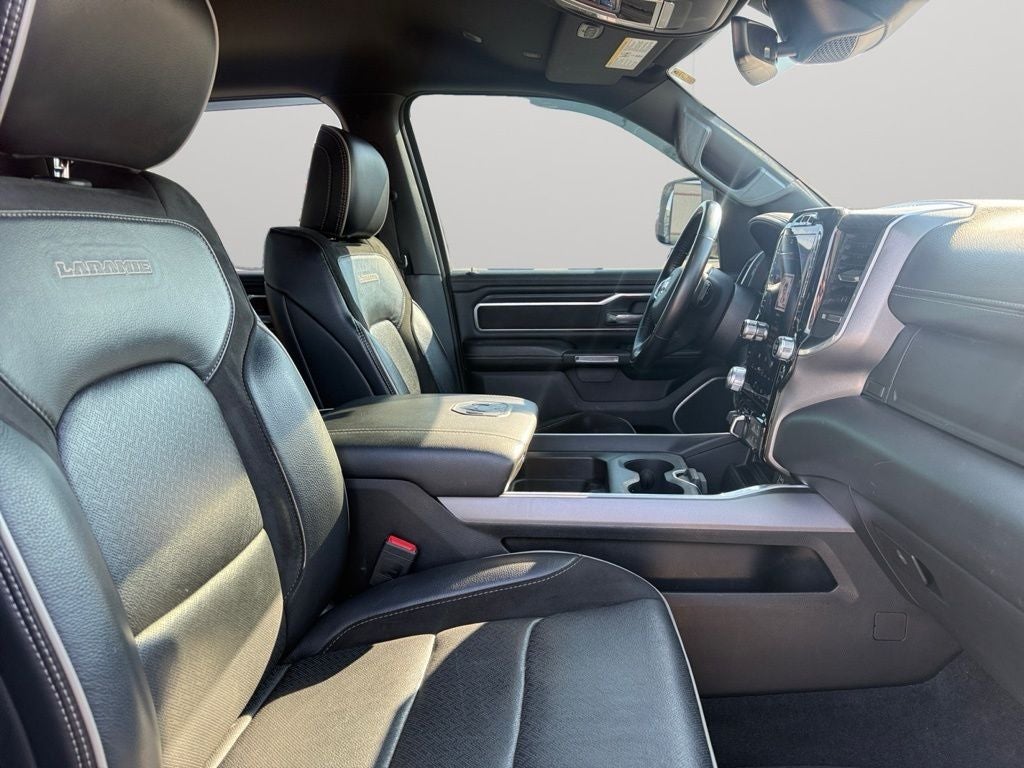 2023 RAM 1500 Laramie Crew Cab 4x4 6'4' Box