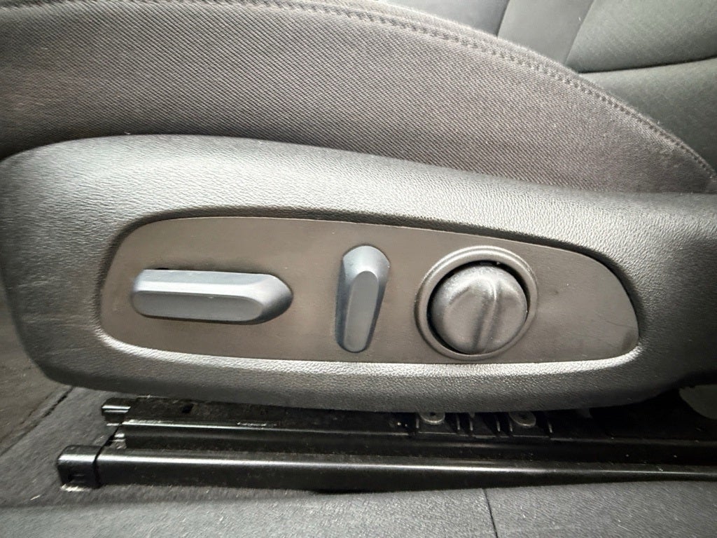 2023 Chevrolet Malibu FWD RS