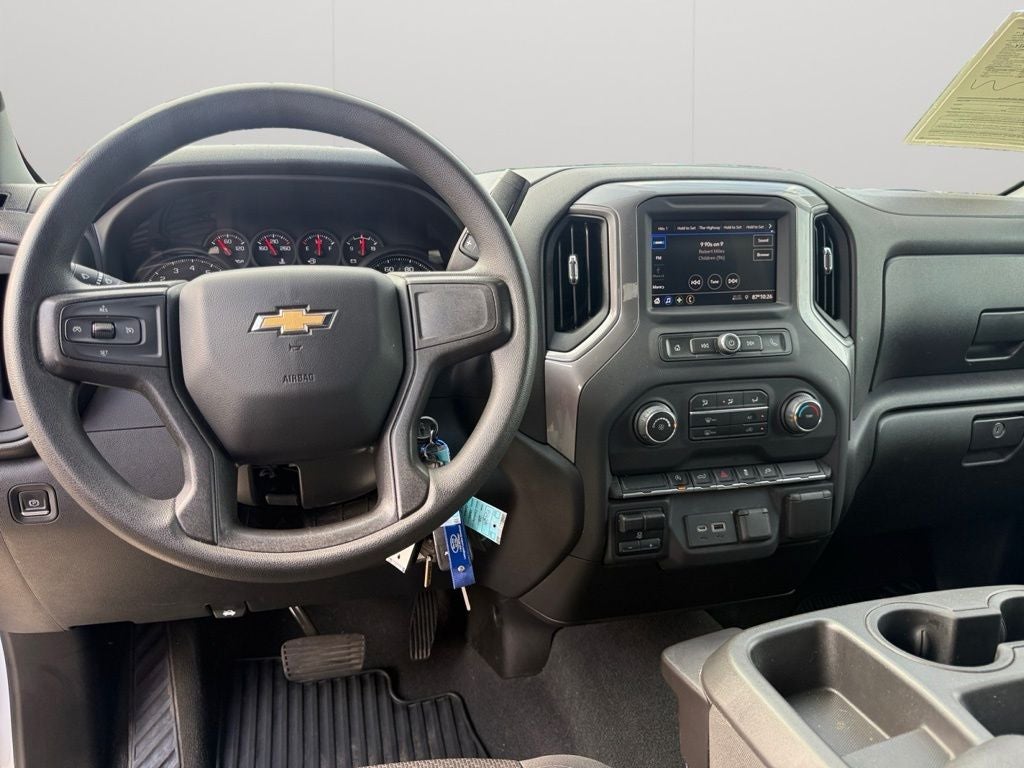 2021 Chevrolet Silverado 1500 4WD Crew Cab Short Bed Custom
