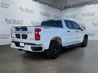 2021 Chevrolet Silverado 1500 4WD Crew Cab Short Bed Custom