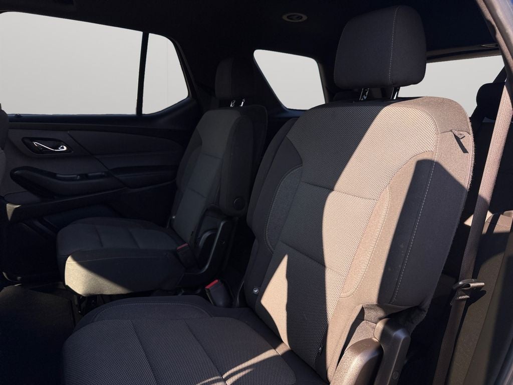 2022 Chevrolet Traverse AWD LT Cloth