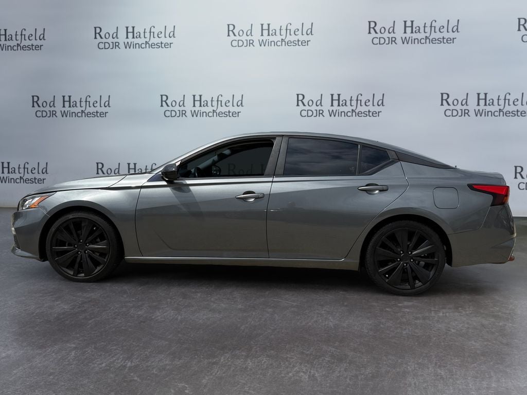 2020 Nissan Altima SR FWD