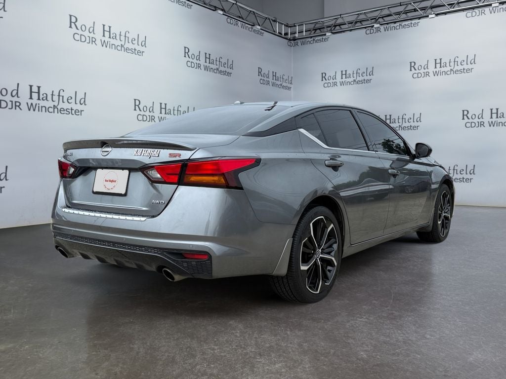 2023 Nissan Altima SR Intelligent AWD