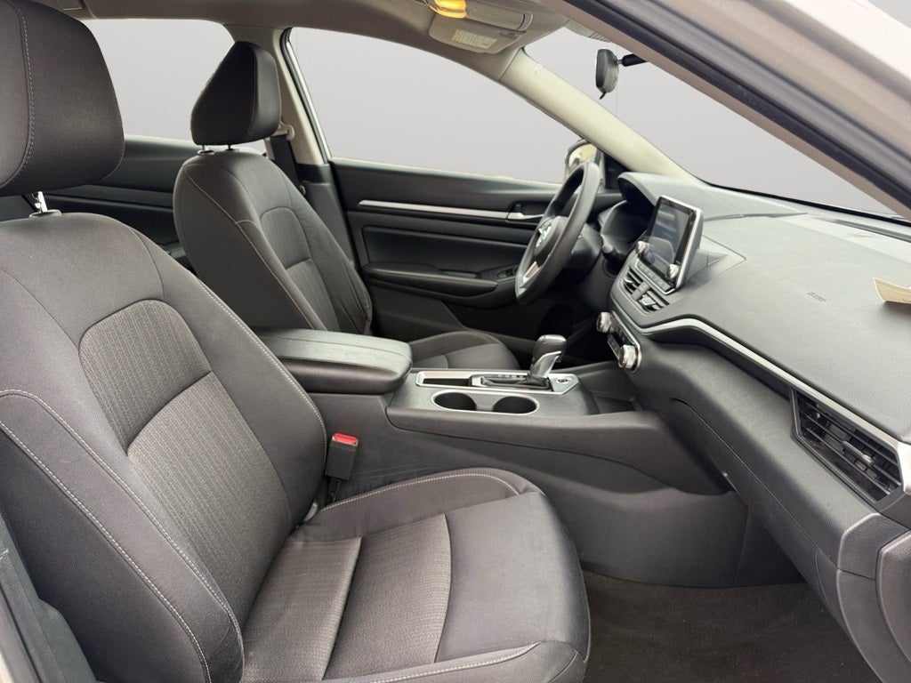 2022 Nissan Altima SV FWD