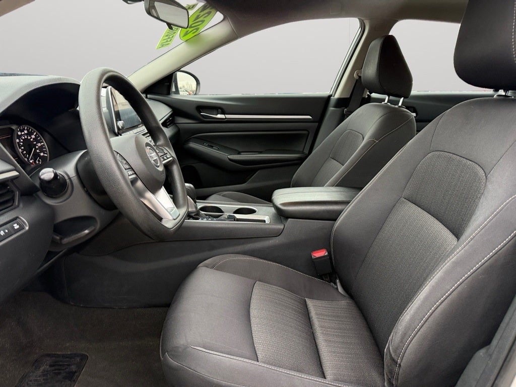 2022 Nissan Altima SV FWD