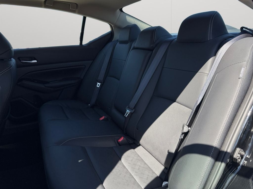 2025 Nissan Altima SL FWD