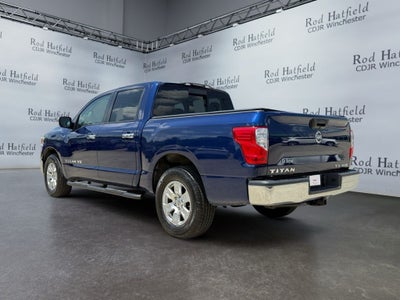 2019 Nissan TITAN SV