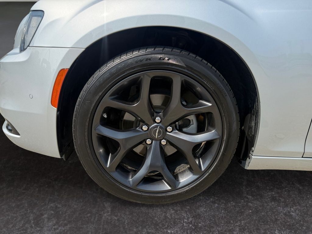 2023 Chrysler 300 300S