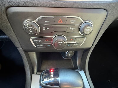 2022 Dodge Charger SXT RWD