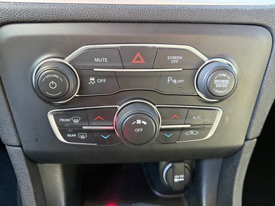 2022 Dodge Charger SXT RWD