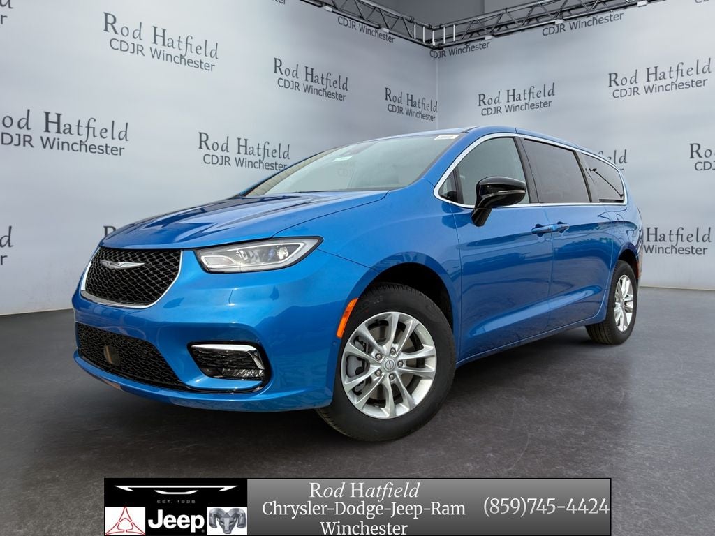 2026 Chrysler Pacifica PACIFICA SELECT AWD