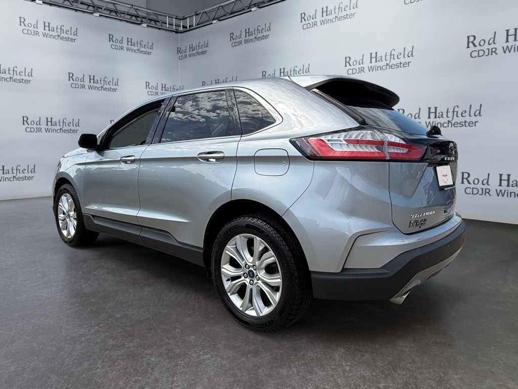 2022 Ford Edge Titanium