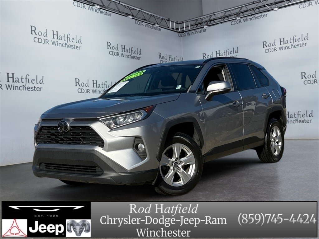 2020 Toyota RAV4 XLE