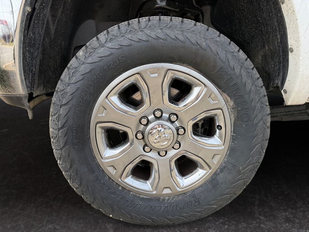 2018 RAM 3500 Laramie Mega Cab 4x4 6'4' Box