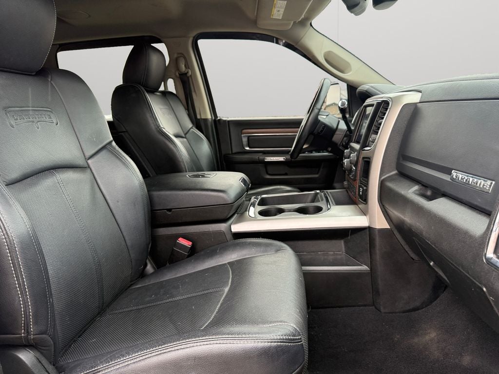 2018 RAM 3500 Laramie Mega Cab 4x4 6'4' Box